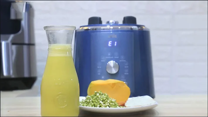 Sữa hạt bí đỏ mix với gì