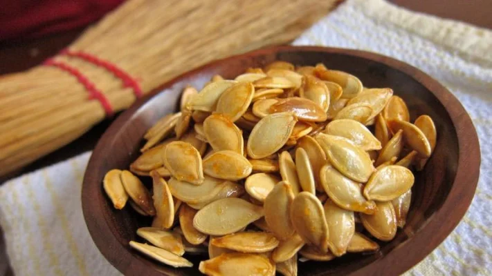 hạt bí đỏ có tốt không